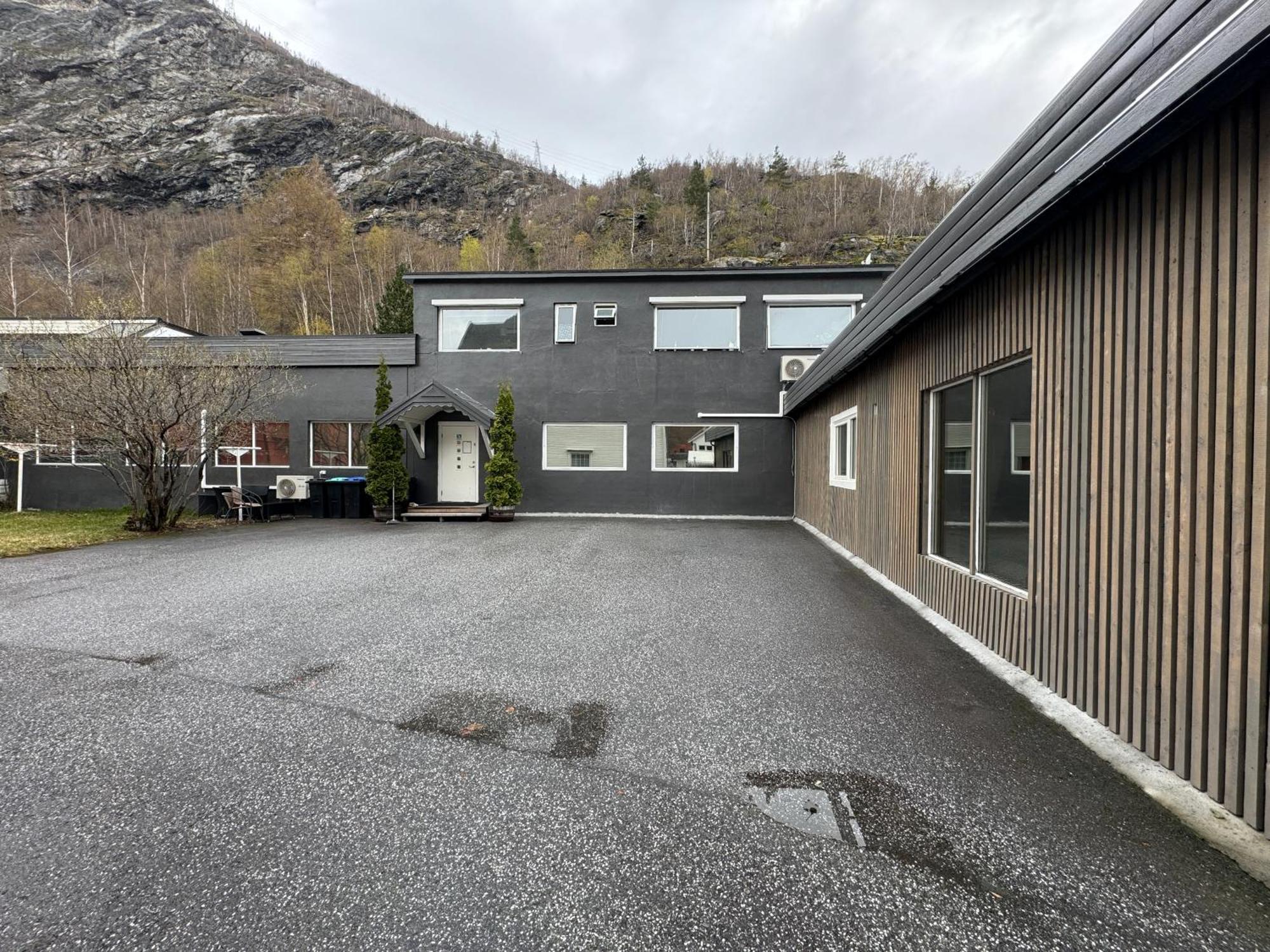 Den Vesle Sjarmoren As The Most Central Place In Ardal ! Free Parking On The Site ! Exterior photo