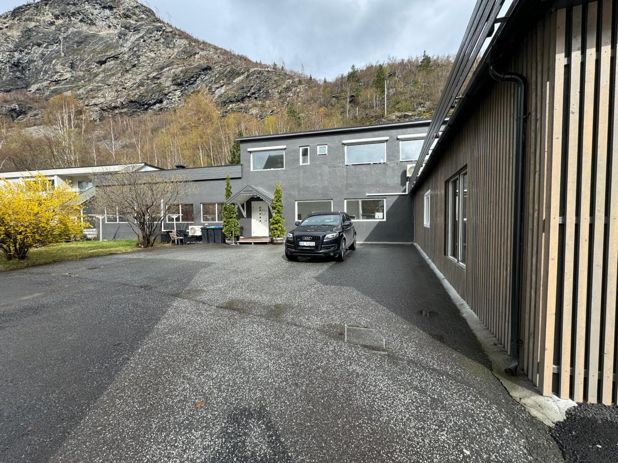 Den Vesle Sjarmoren As The Most Central Place In Ardal ! Free Parking On The Site ! Exterior photo